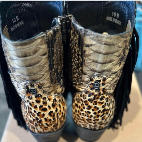 Old Gringo Double D Ranch “Skat Kat” hair on hide - Picture 7 of 10